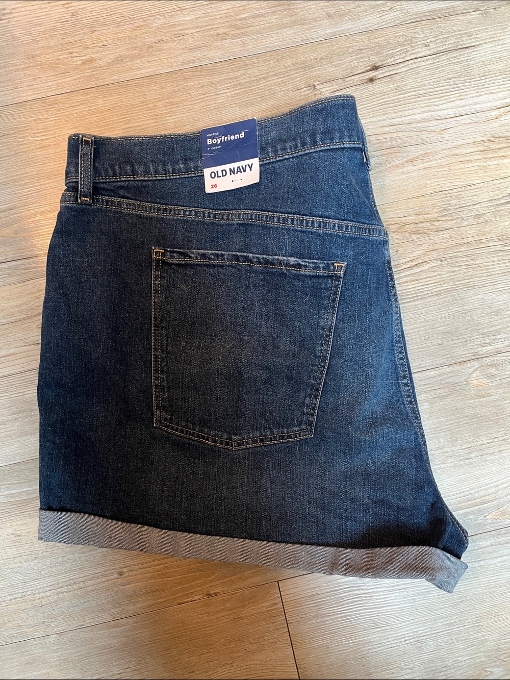 Old Navy Dark Blue Boyfriend Mid-Rise  Women’s Denim Shorts. Plus Size 26.